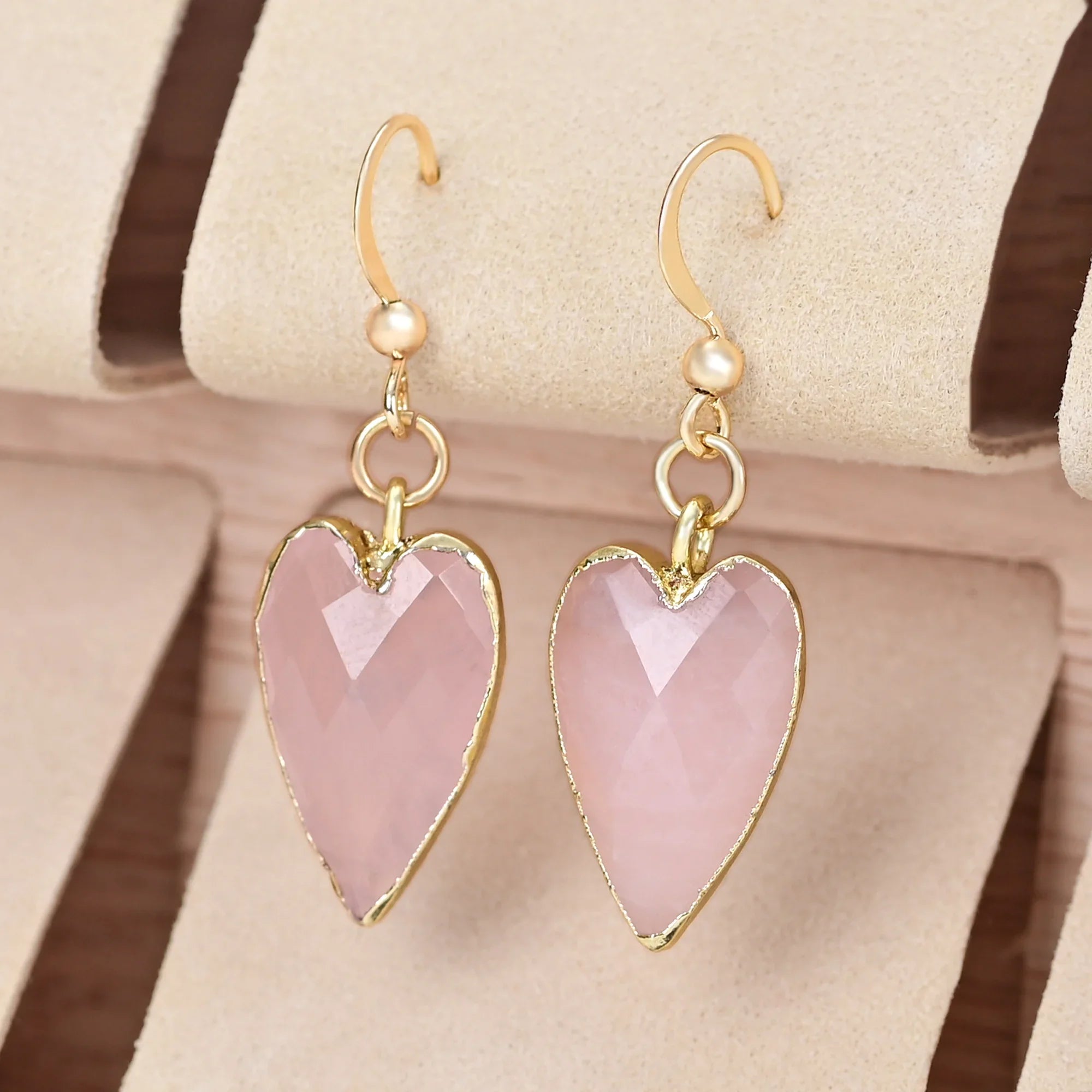 Pendientes Heartfelt Harmony de Cuarzo Rosa