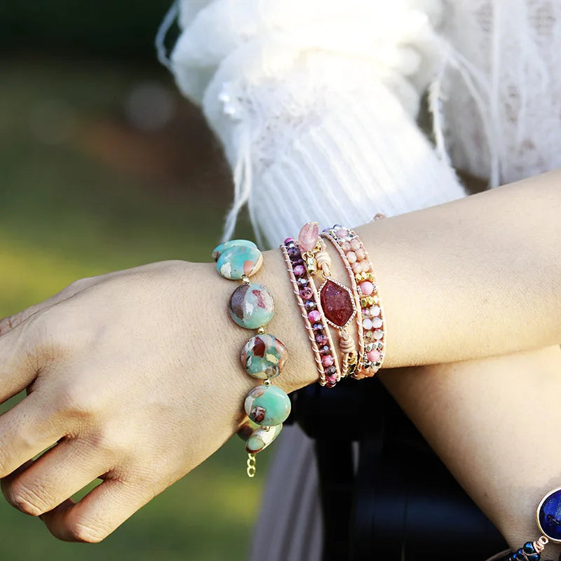 Pulsera de cuero con jaspe rojo y jade verde La alquimia de la Tierra