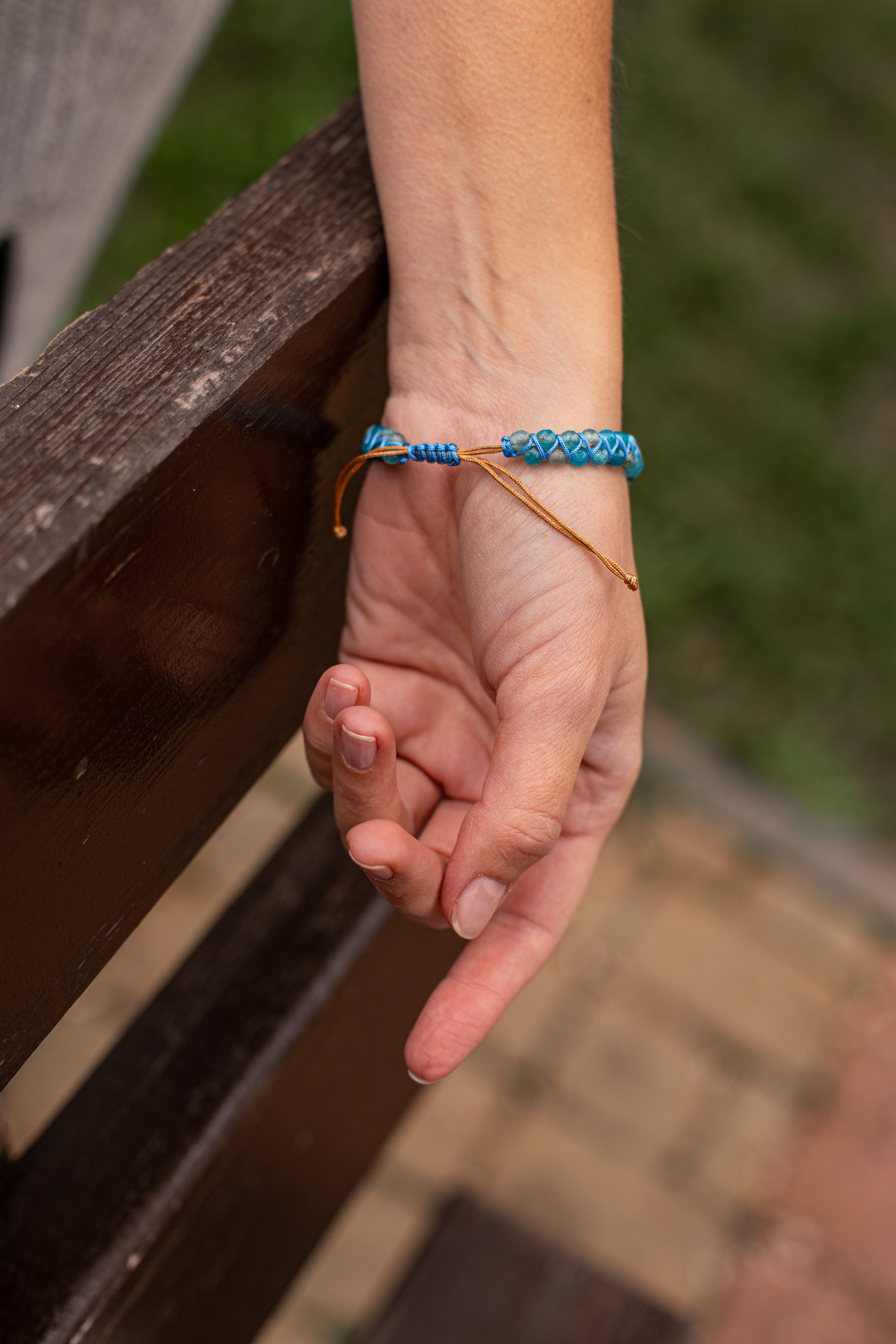 Pulsera Hipnotizante De Ópalo Azul